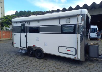 MH Iveco 70C17 8.5