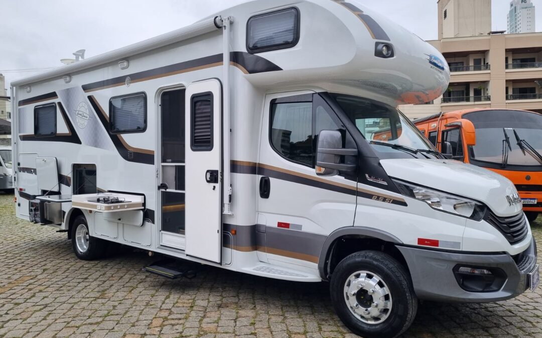 MH Iveco Daily 70C17 SI