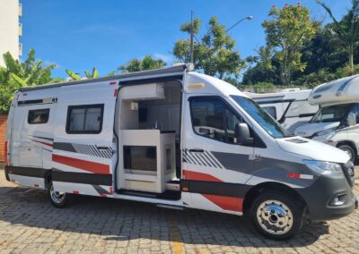 MH Volvo B9 Industreiler